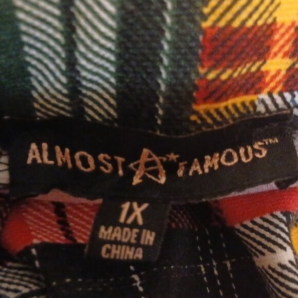 Almost Famous Multi-Colored Mini Plaid Skirt Size 1X Plus Size - Picture 3 of 7